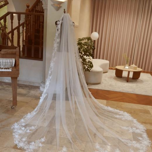 3D Flowers Lace Wedding Veil Cathedral Length